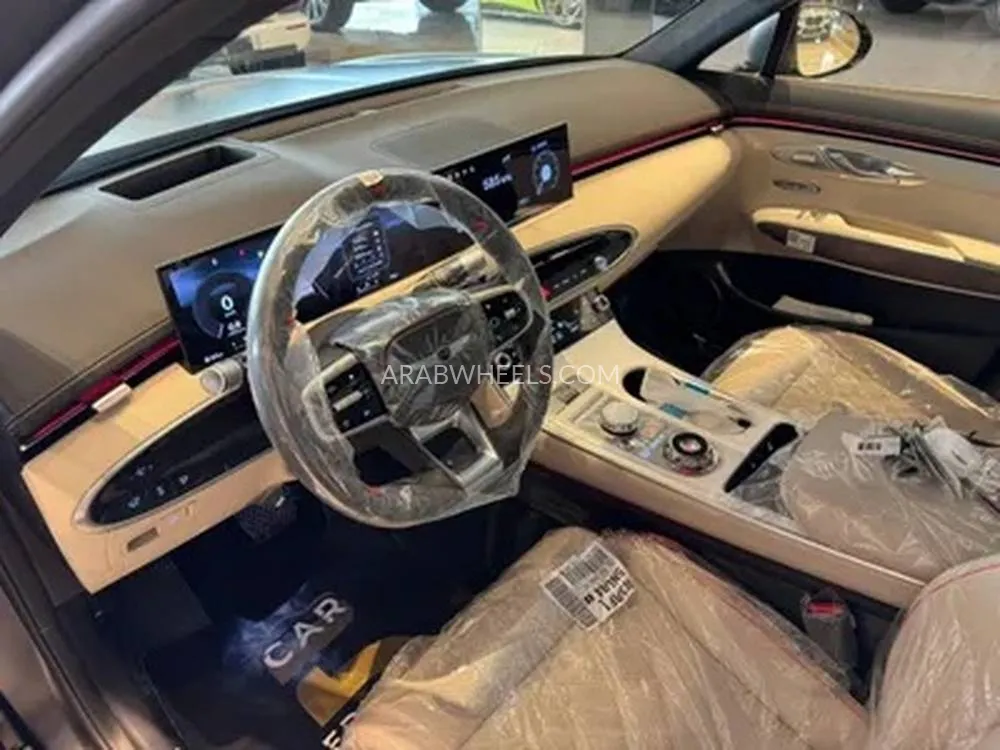 جينيسيس GV70 2025 for Sale in الرياض Image-12