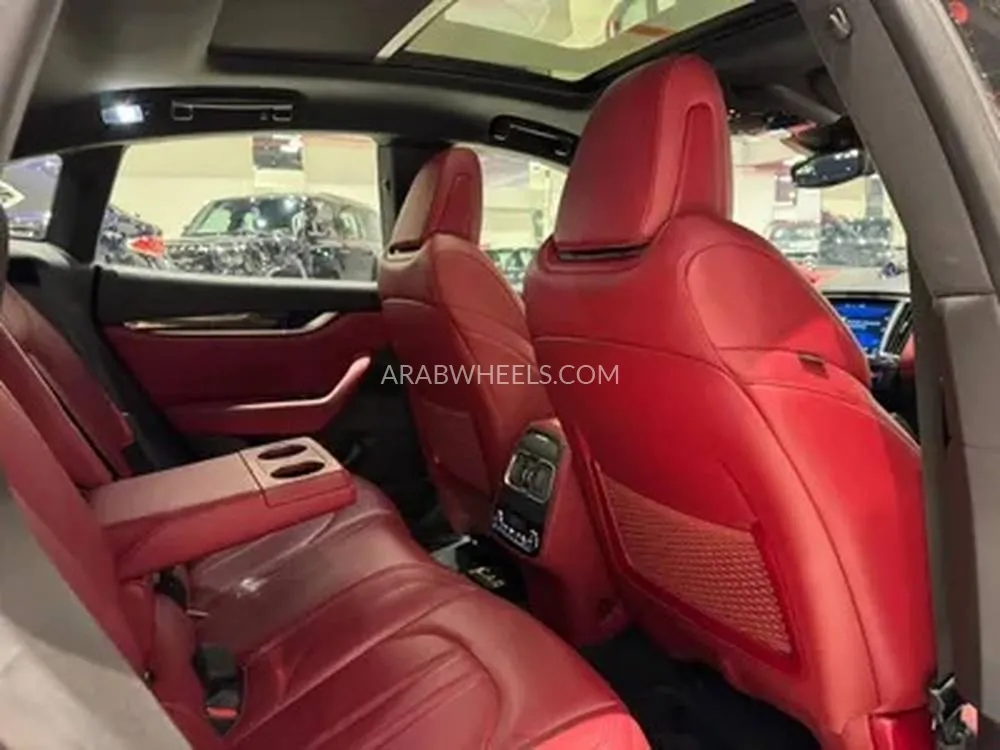 مازيراتي ليفانتي 2020 for Sale in الرياض Image-9