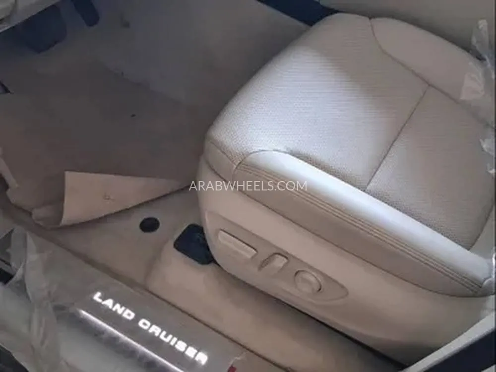 تويوتا لاند كروزر 2025 for Sale in الدمام Image-12