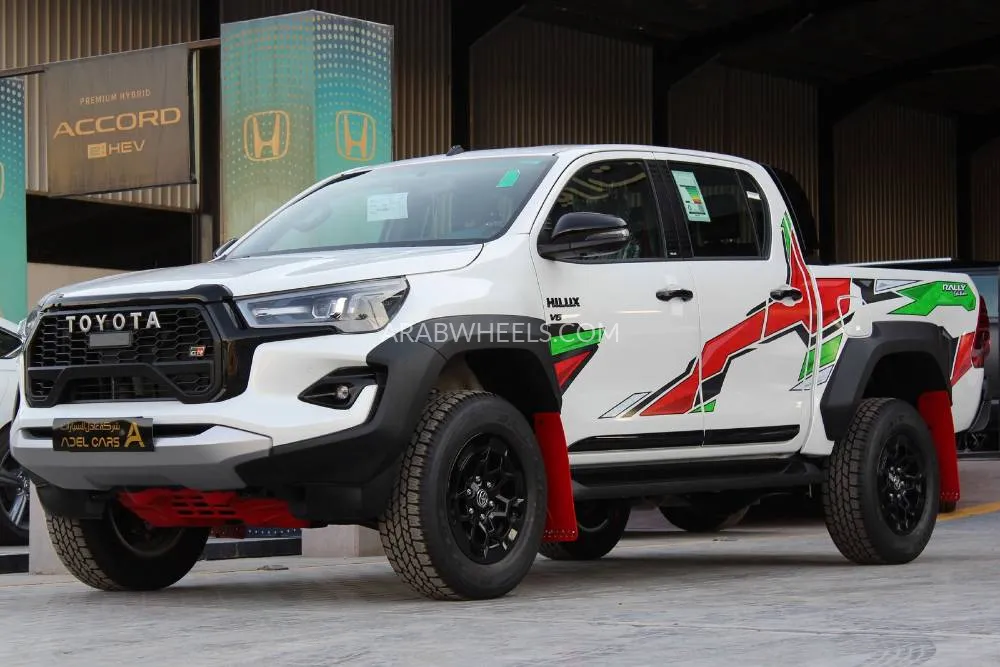 تويوتا هايلكس 2025 for Sale in الرياض Image-3