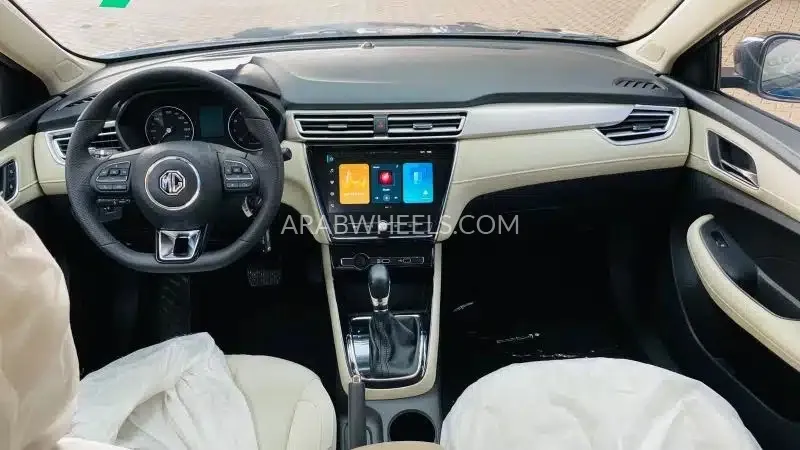 إم جي 5 2025 for Sale in الرياض Image-7