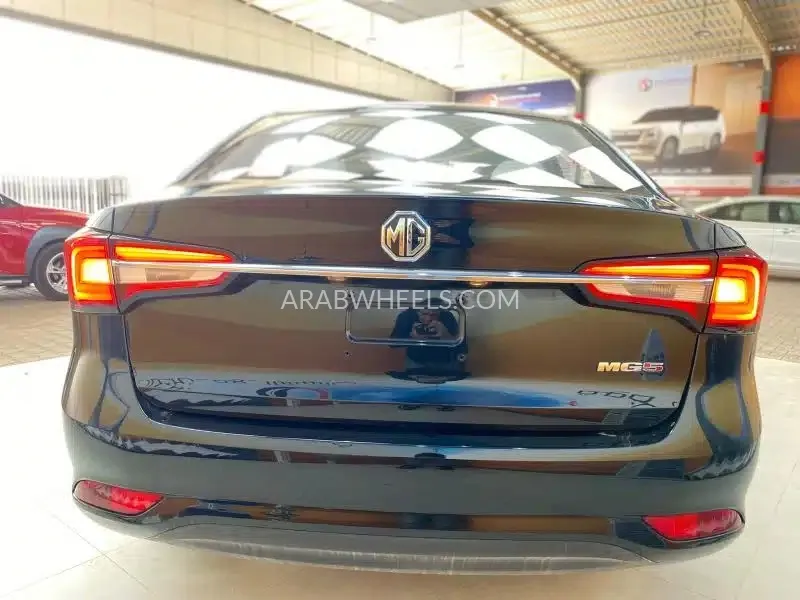 إم جي 5 2025 for Sale in الرياض Image-14