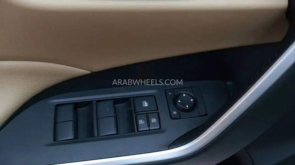 تويوتا راف 4 2025 for Sale in الرياض Image-13