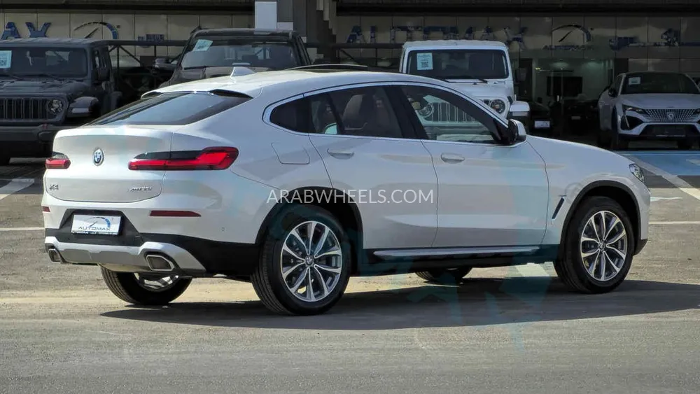 بي ام دبليو X4 2025 for Sale in وادي الدواسر Image-6