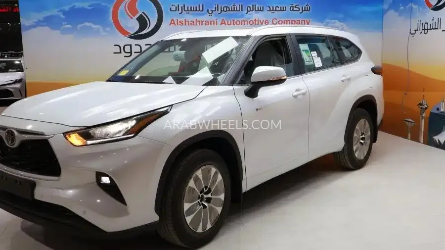 تويوتا جراند هايلاندر 2025 for Sale in الرياض Image-4