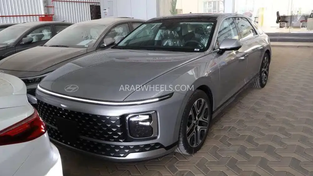 هيونداي أزيرا 2025 for Sale in الرياض Image-2