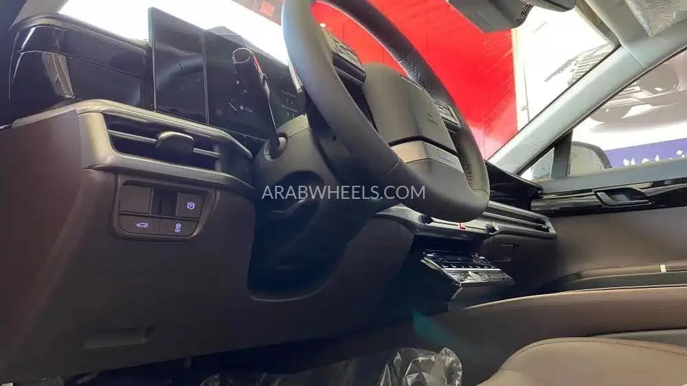 هيونداي أزيرا 2025 for Sale in الرياض Image-5