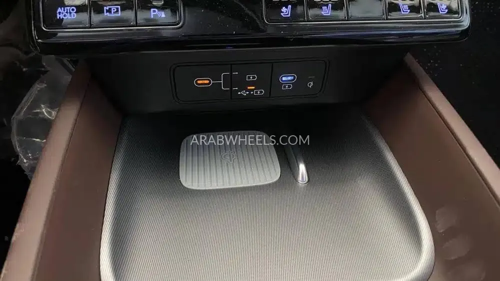 هيونداي أزيرا 2025 for Sale in الرياض Image-7