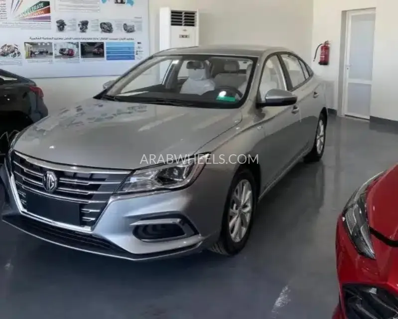 إم جي 5 2024 for Sale in الرياض Image-2