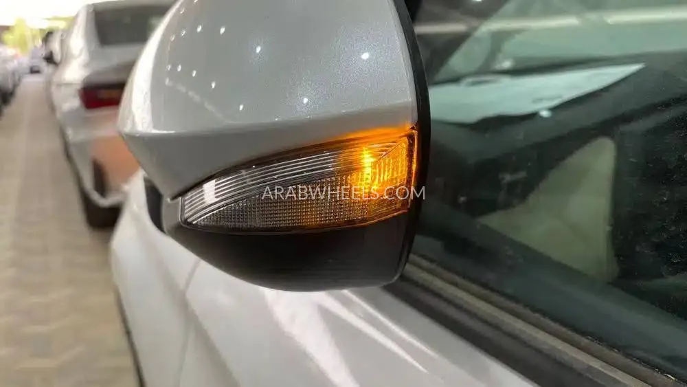 Toyota Yaris 2024 for Sale in Riyadh Image-5