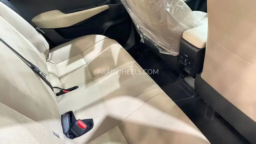 Toyota Yaris 2024 for Sale in Riyadh Image-9