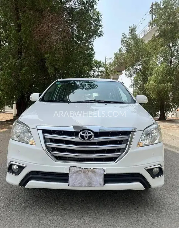 تويوتا انوفا 2015 for Sale in تبوك Image-1