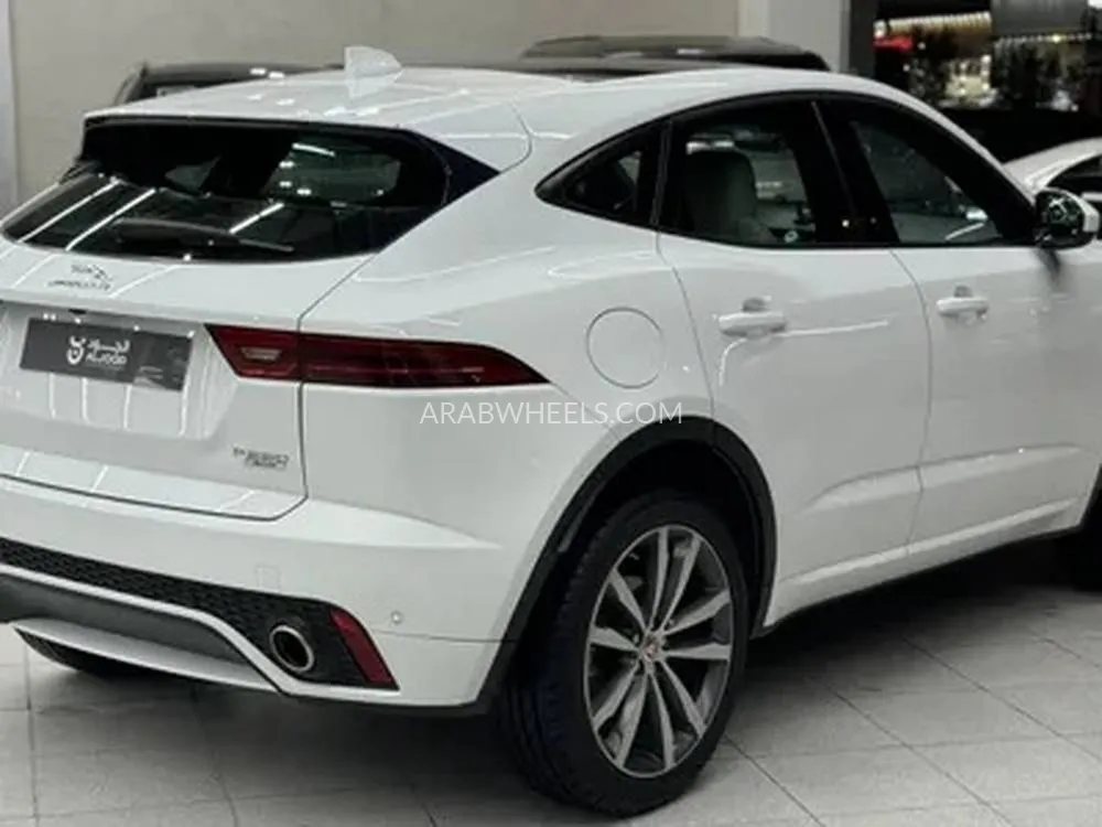  جاكوار E Pace 2018 for Sale in الرياض Image-3