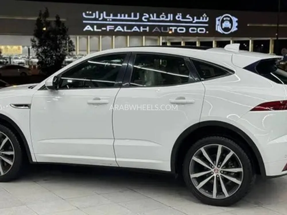  جاكوار E Pace 2018 for Sale in الرياض Image-4