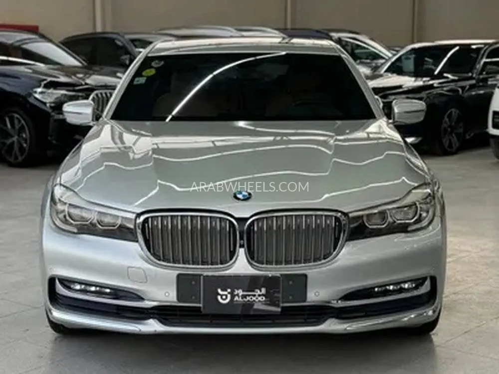 بي ام دبليو الفئة السابعة 2016 for Sale in الرياض Image-3