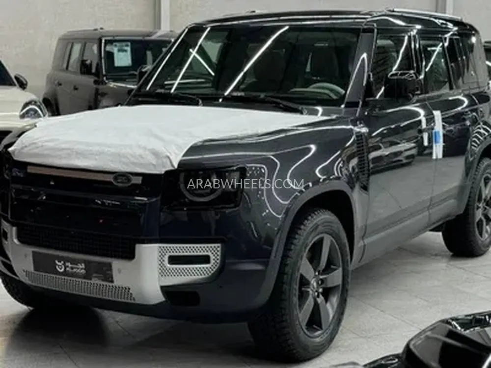 لاند روفر ديفندر 2024 for Sale in الرياض Image-4