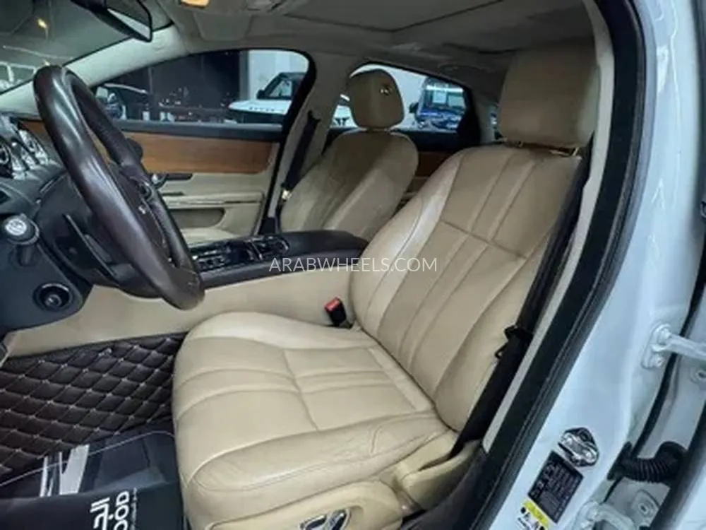  جاكوار XJ 2013 for Sale in الرياض Image-11