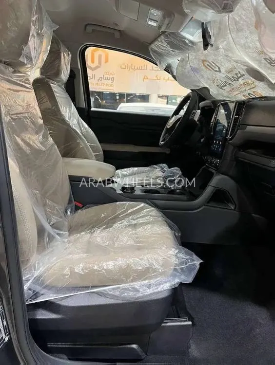فورد إيفرست 2025 for Sale in الرياض Image-8
