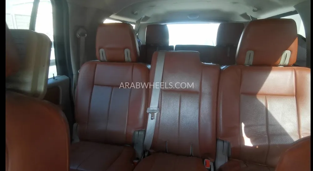 فورد إكسبيديشن 2013 for Sale in الدمام Image-10