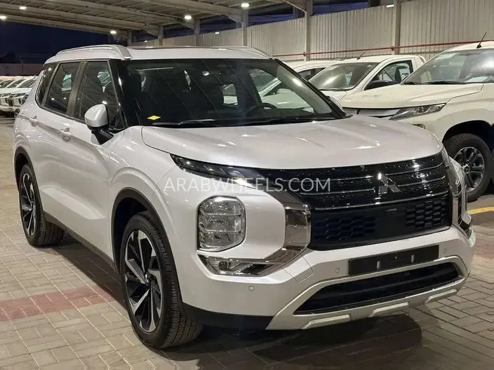 ميتسوبيشي أوتلاندر 2025 for Sale in الرياض Image-4