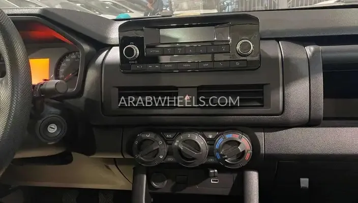 ميتسوبيشي L200 2025 for Sale in الرياض Image-7