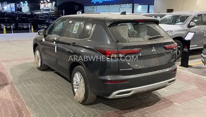 ميتسوبيشي أوتلاندر 2025 for Sale in الرياض Image-8