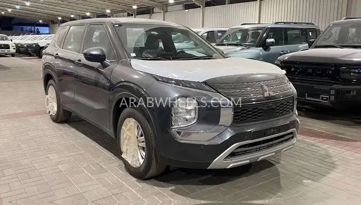 ميتسوبيشي أوتلاندر 2025 for Sale in الرياض Image-7