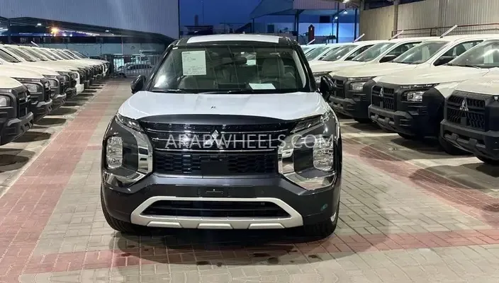 ميتسوبيشي أوتلاندر 2025 for Sale in الرياض Image-6