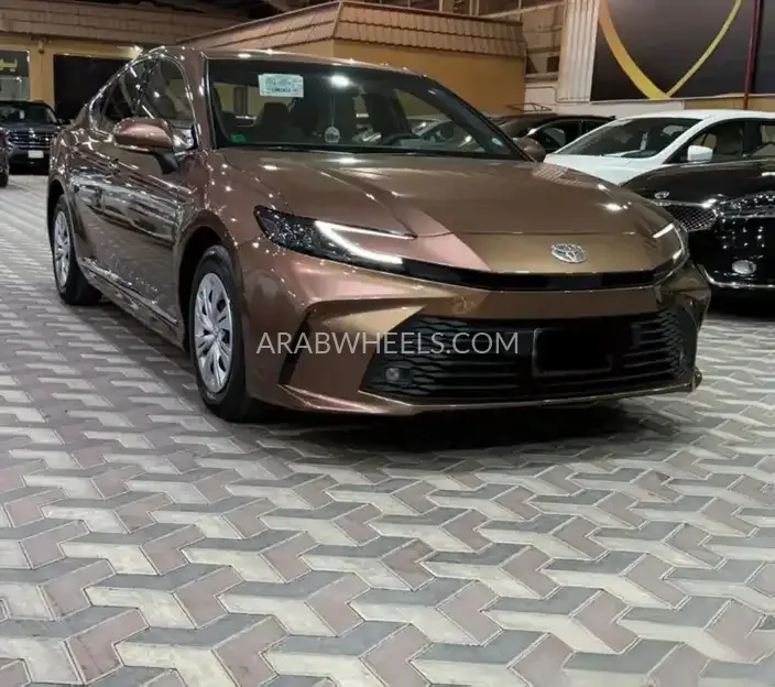 تويوتا كامري 2023 for Sale in الرياض Image-6