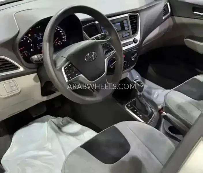 هيونداي إلنترا 2022 for Sale in الرياض Image-9