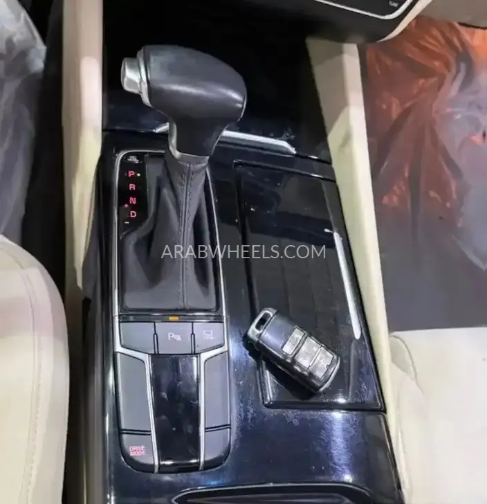 كيا كادينزا 2020 for Sale in الرياض Image-2