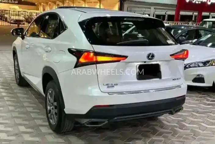 لكزس NX 2018 for Sale in الرياض Image-6