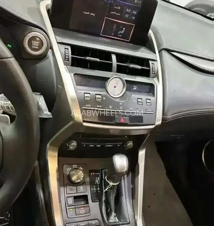 لكزس NX 2018 for Sale in الرياض Image-8