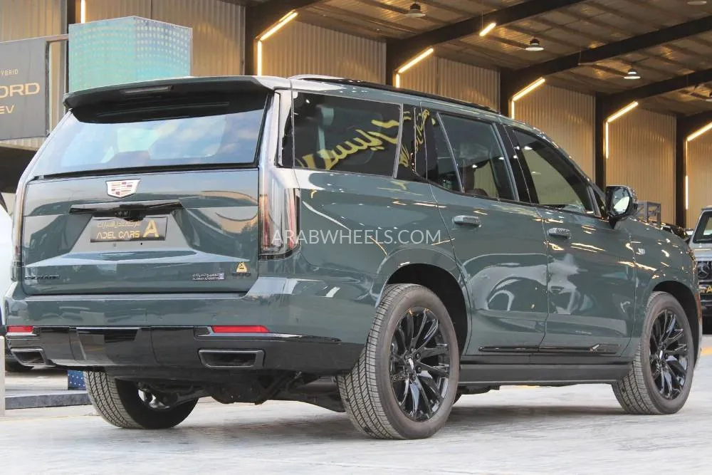 كاديلاك إسكاليد 2025 for Sale in الرياض Image-4