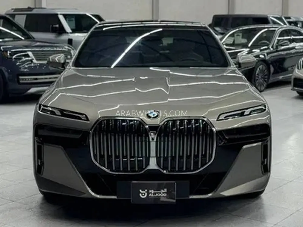 بي ام دبليو الفئة السابعة 2025 for Sale in الرياض Image-7
