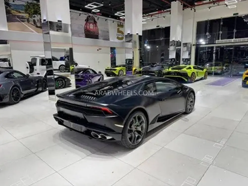 لامبورغيني هوراكان 2019 for Sale in الرياض Image-4