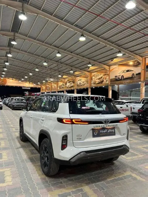 تويوتا أوربان كروزر 2025 for Sale in الرياض Image-5