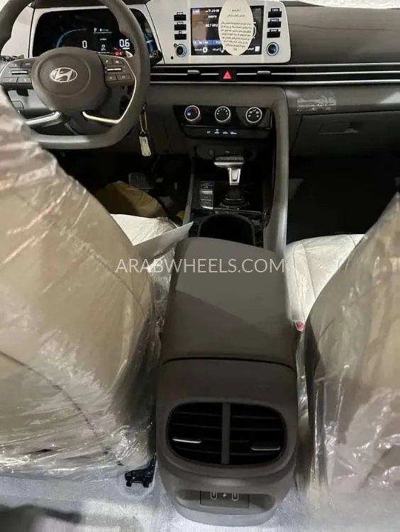 هيونداي إلنترا 2025 for Sale in الرياض Image-10