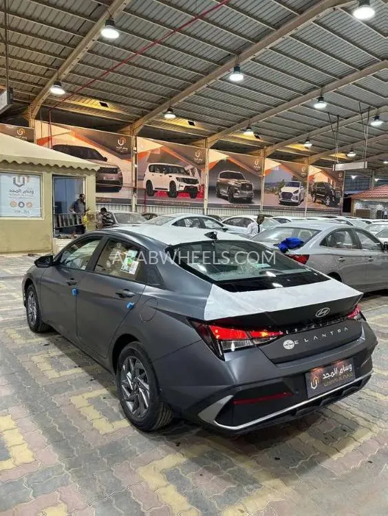 هيونداي إلنترا 2025 for Sale in الرياض Image-4