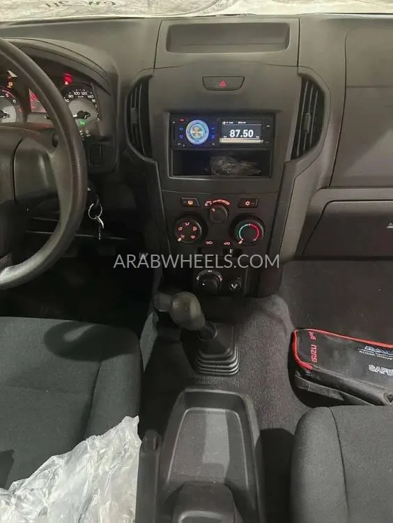 إيسوزو دي ماكس 2025 for Sale in الرياض Image-11