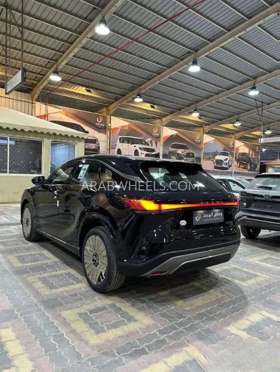 لكزس RX 2025 for Sale in الرياض Image-5