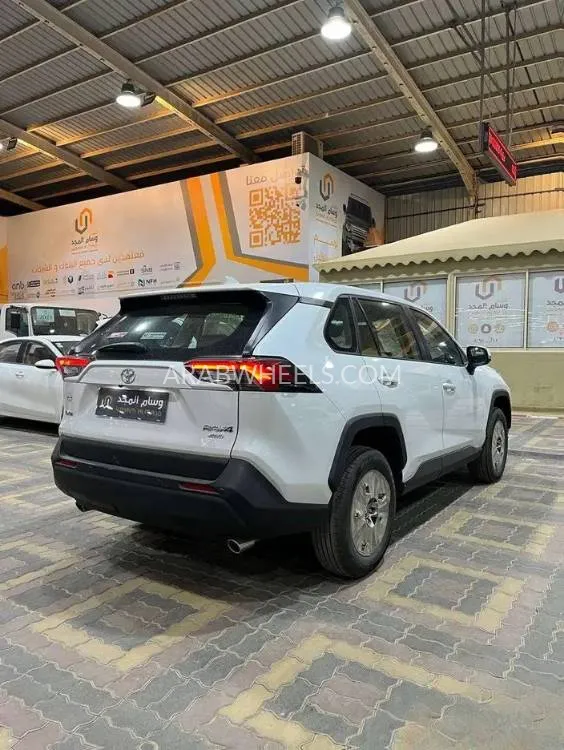 تويوتا راف 4 2025 for Sale in الرياض Image-4