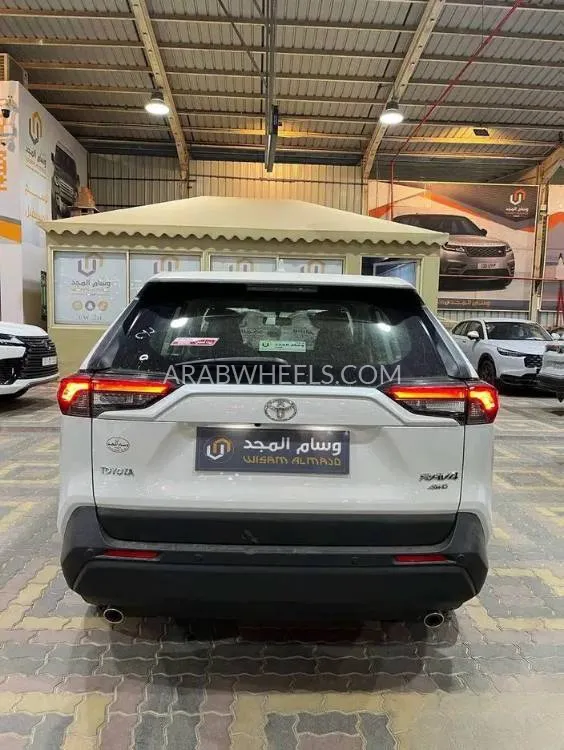 تويوتا راف 4 2025 for Sale in الرياض Image-6