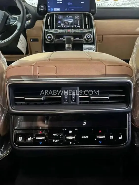 لكزس LX 2025 for Sale in الرياض Image-16