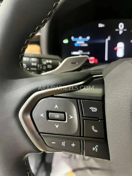 لكزس LX 2025 for Sale in الرياض Image-17