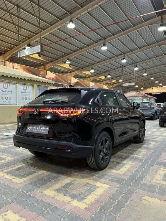 هوندا HR-V 2025 for Sale in الرياض Image-4
