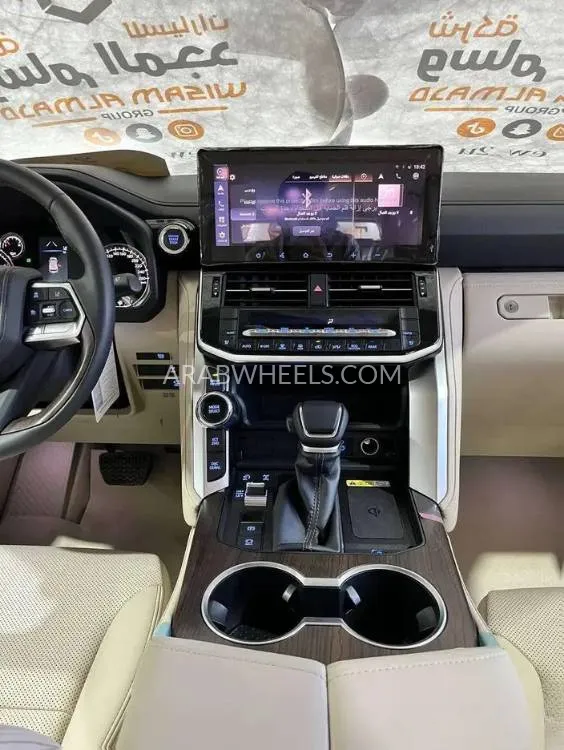 تويوتا لاند كروزر 2024 for Sale in الرياض Image-12
