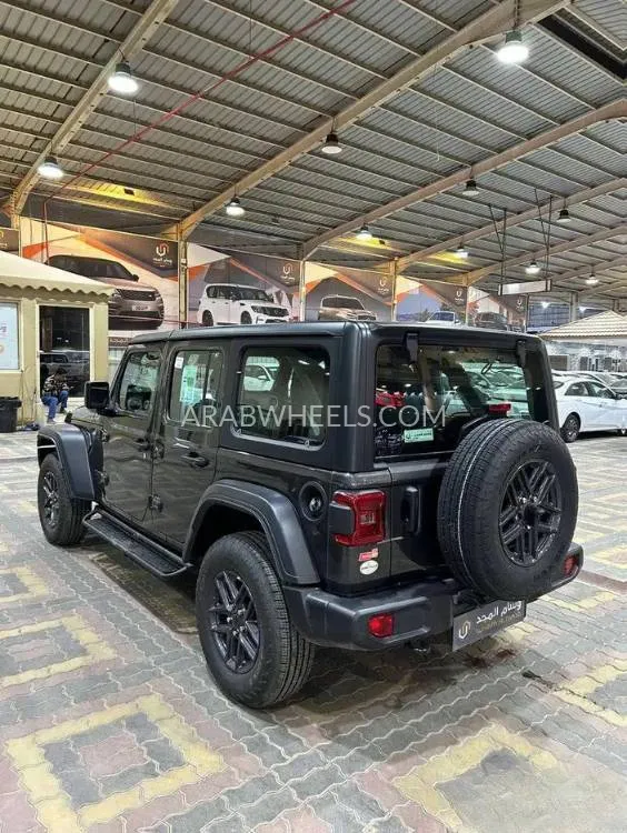 جيب رانجلر 2024 for Sale in الرياض Image-4