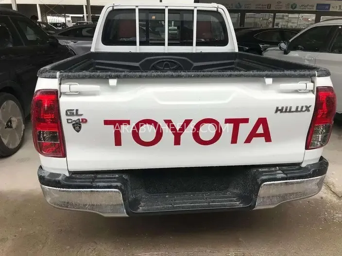 تويوتا هايلكس 2025 for Sale in الدمام Image-4