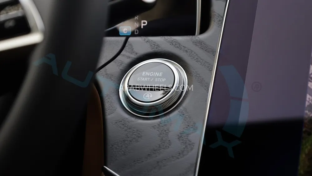 مرسيديس بنز E كلاس 2025 for Sale in وادي الدواسر Image-27